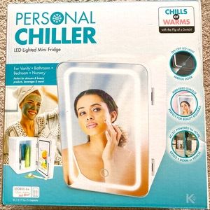 Personal mini fridge